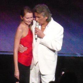 Тото Кутуньо  и российские волшебницы